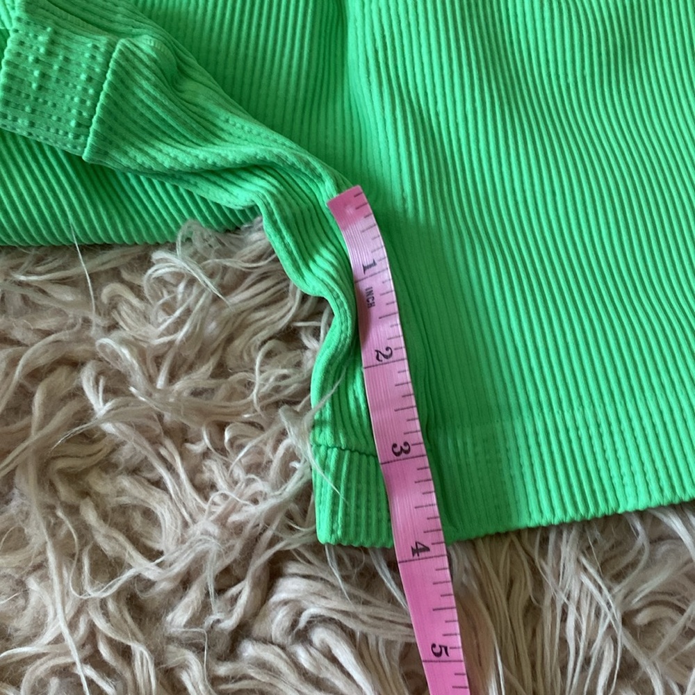 NWT Free People Movement Seamless Shorts Size M/L - Picture 9 of 10